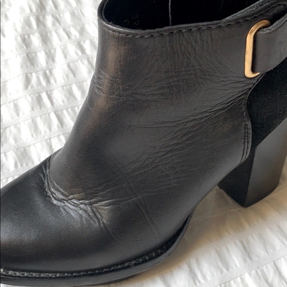 Topshop Black Leather Booties ~ size 6 - Picture 9 of 9